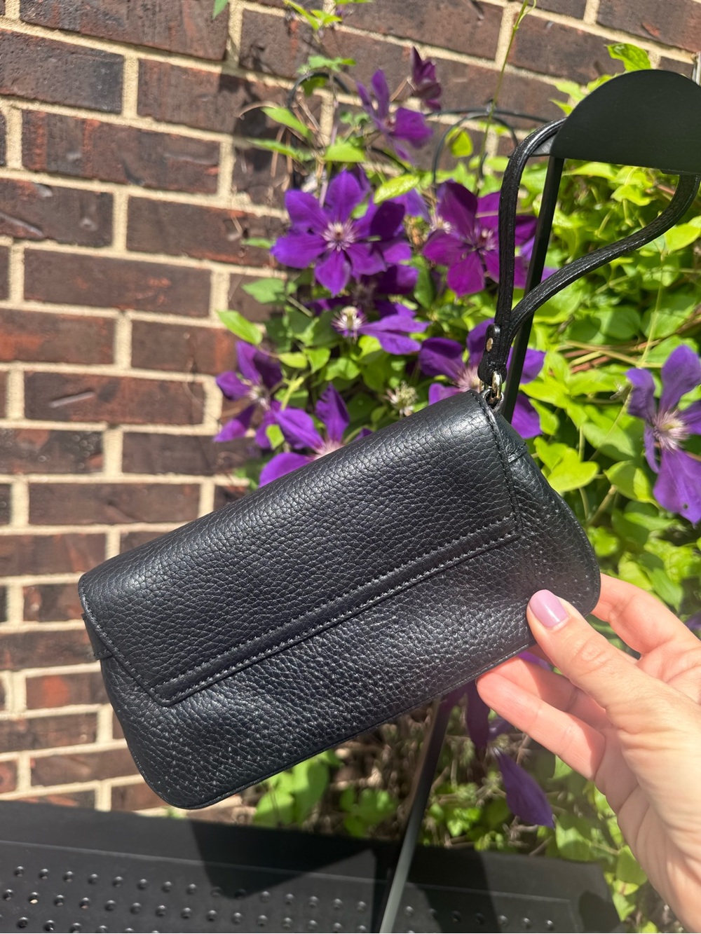 Kate Spade Black Pebbled Leather Wristlet Clutch Green Polka Dot Lining Y2K - Picture 5 of 15
